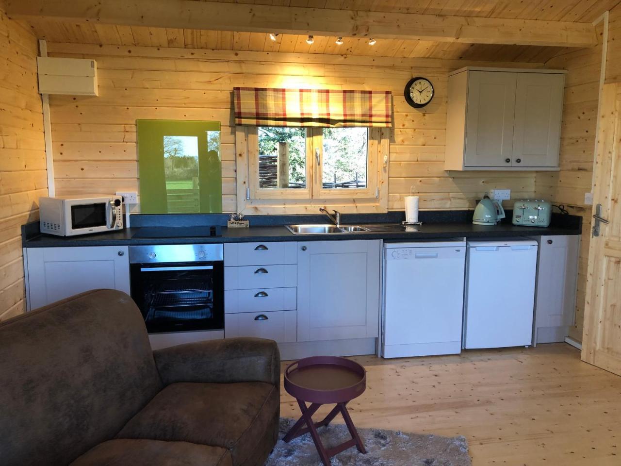 Keepers Lodges Broadway  Exterior photo